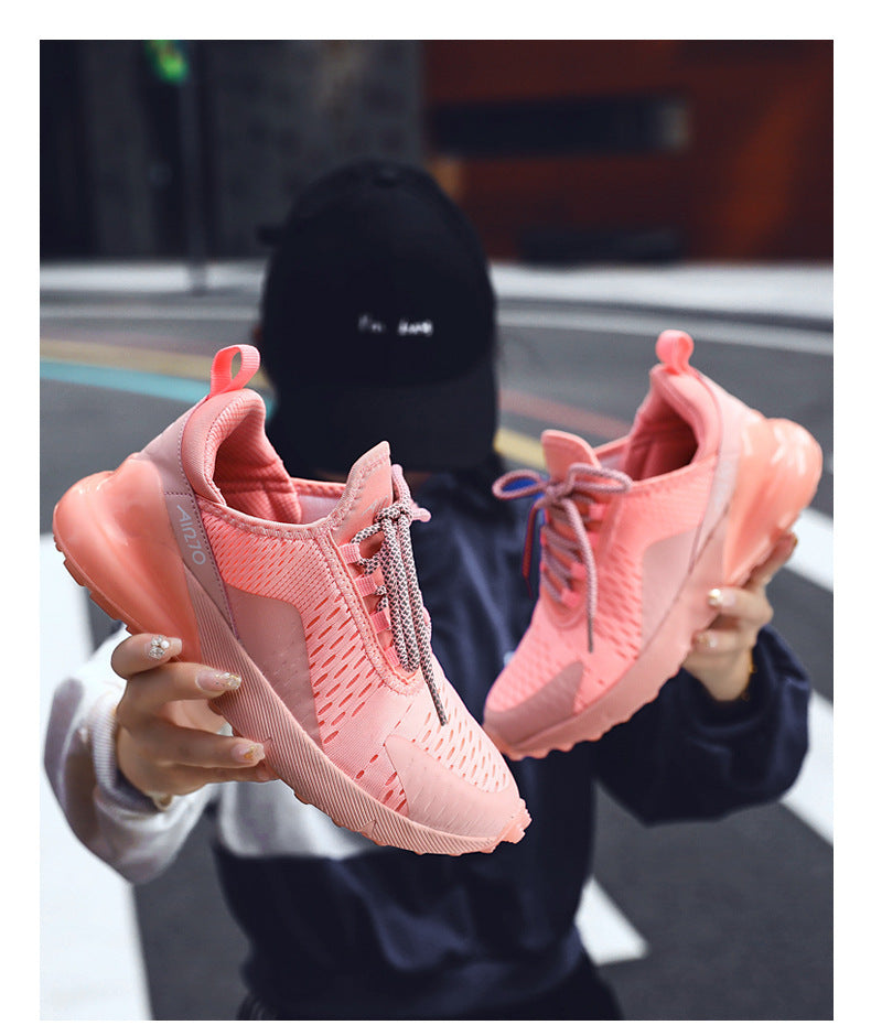 Autumn trend of wild casual shoes
