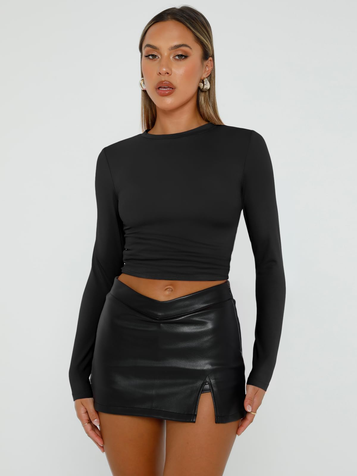 Trendy Queen Long Sleeve Shirts for Women Basic Spring Crop Tops Tees Tight Slim Fit Cute Going Out New Year Outfits Teen Girls Fall Winter Y2k Clothing 2024 Black M