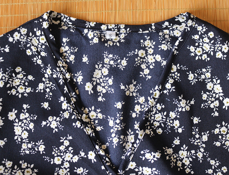 V-neck chiffon A-line short sleeve dress