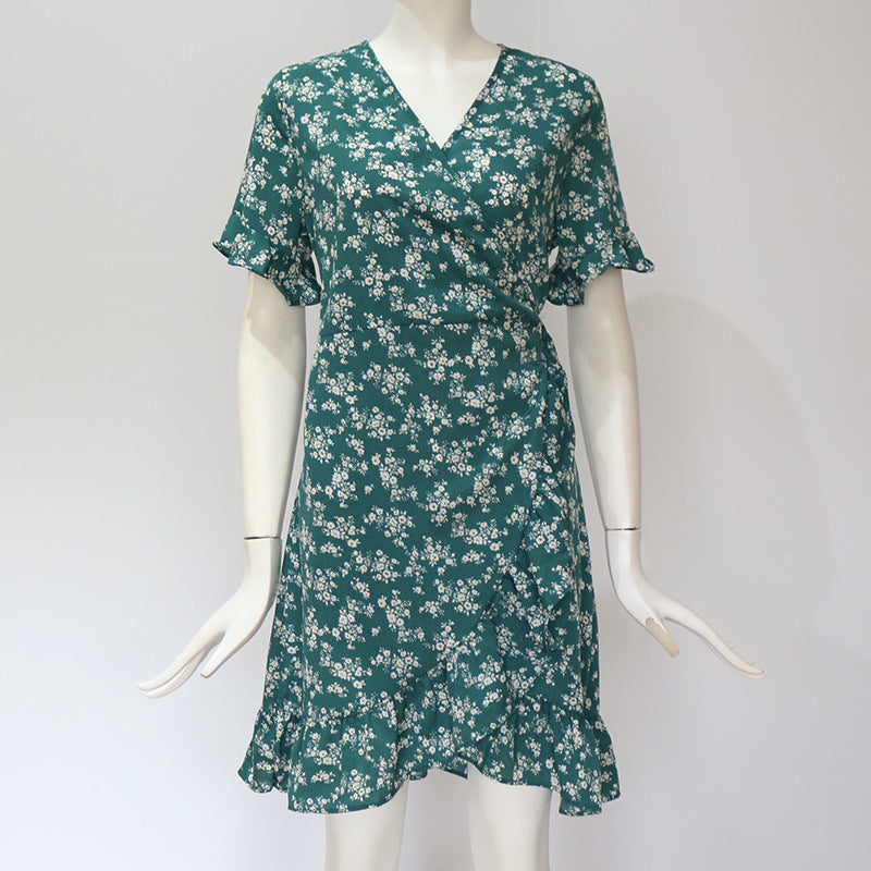 V-neck chiffon A-line short sleeve dress